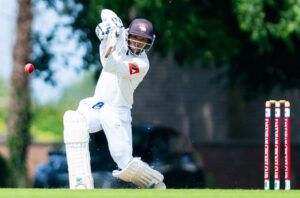 Leaders post seventh straight victory